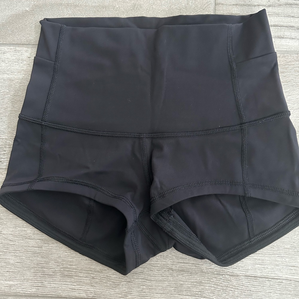 Lululemon black shorts size 4